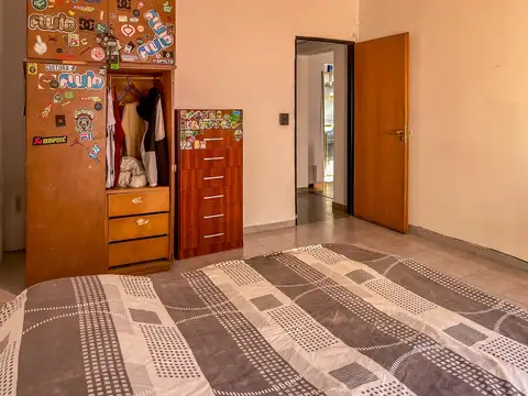 Venta Casa de pasillo NO PH 2 dormitorios con patio