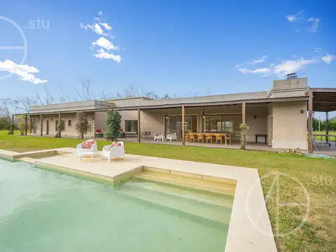 Casa en Venta de 5 dormitorios