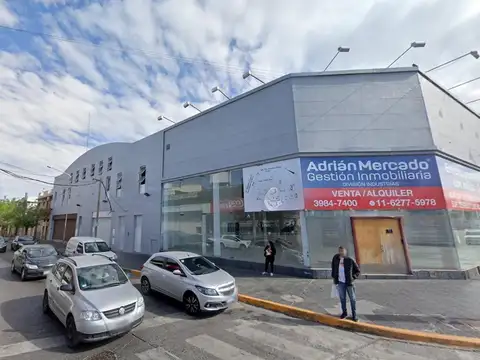 Galpon en Alquiler 45  mts Frente