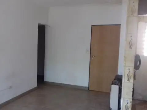 Depto Tipo Casa en Alquiler de 2 dormitorios