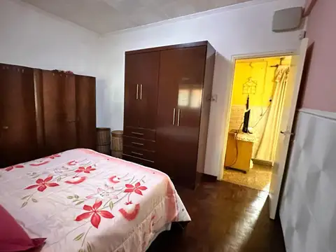 Casa 2 ambientes con 1 baño