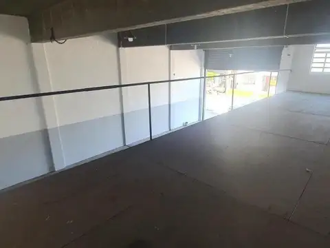 Venta Galpón 300m²