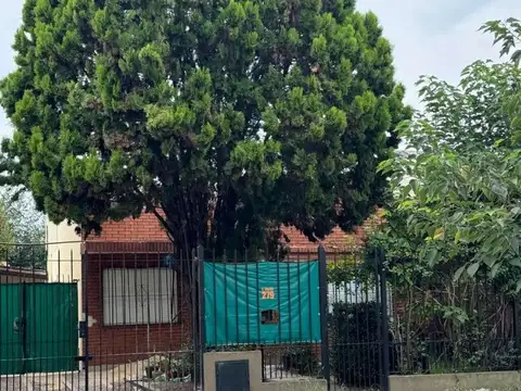 Casa en Venta en LLavallol APTO CREDITO