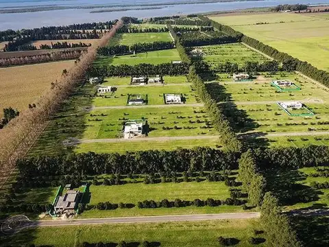 Terreno en Venta de 1039,0 m2