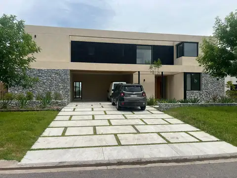 Casa en Venta en Pilara, USD 850.000