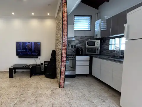 Depto Tipo Casa 3 ambientes con 1 baño