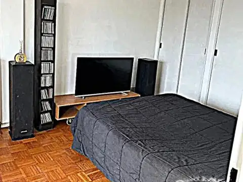 Venta departamento 2 ambientes en Barracas con balcon