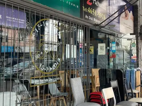 Local en Venta en Lomas del Mirador, USD 320.000