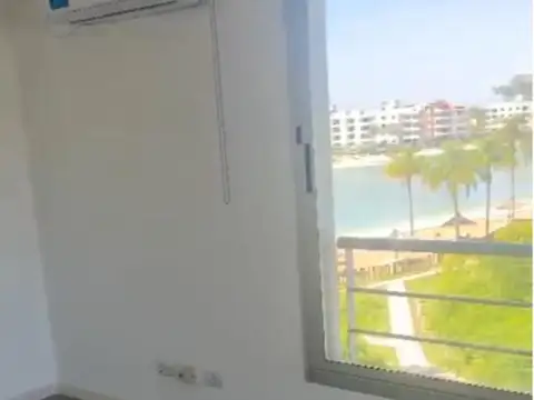 Departamento 4 ambientes con 3 baños