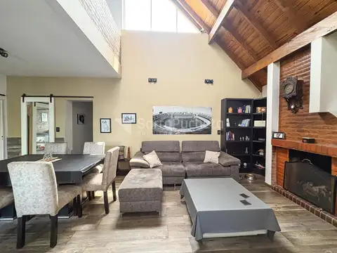 Casa 3 ambientes con 2 baños