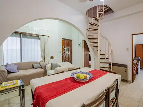 Depto Tipo Casa en Venta de 3 dormitorios