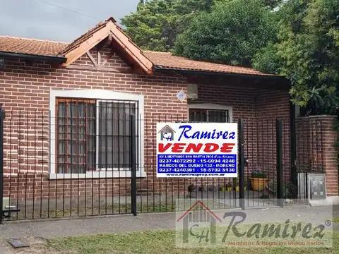 Casa 3 Ambientes En Venta, Cochera y Parrilla - Ituzaingó
