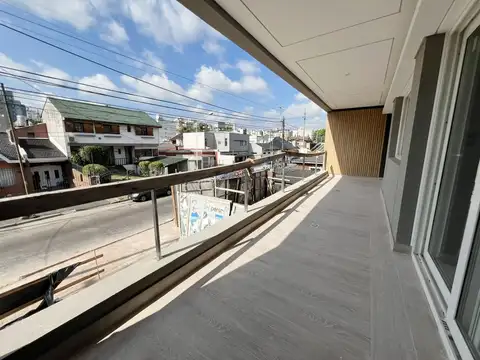 Departamento 4 ambientes con 3 baños