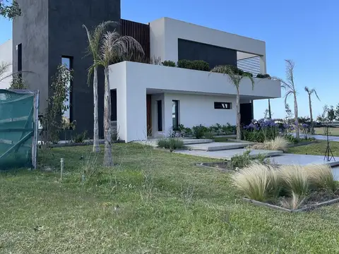 Au Dr. Ricardo Balbín km 31.5 31