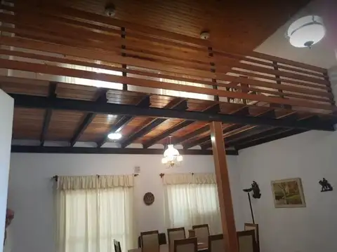 Casa en Venta en Centro (Zarate), USD 1