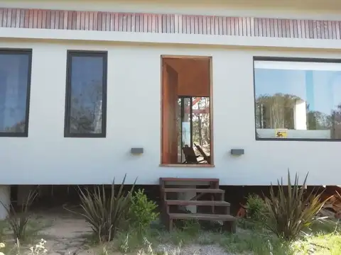 Casa 2 ambientes con 1 baño