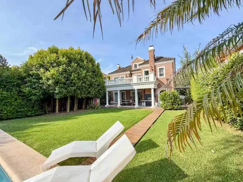 Casa en Alquiler de 4 dormitorios