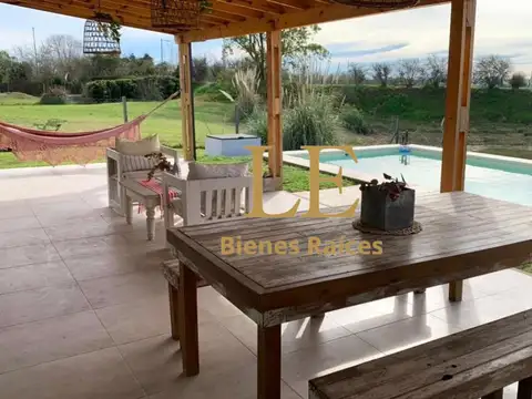 Casa en Alquiler en El Canton, USD 1.600