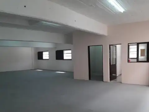 Galpon en Venta en Villa Martelli, USD 249.000