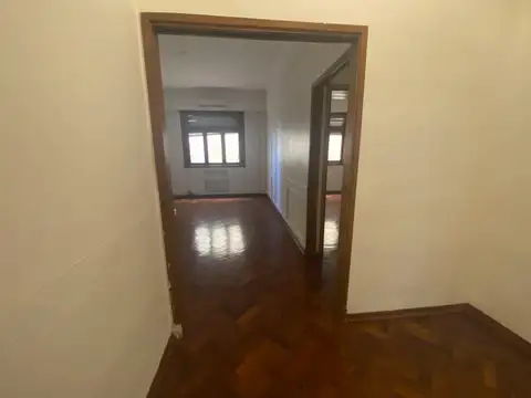 Avenida Angel Gallardo 100, Piso 4