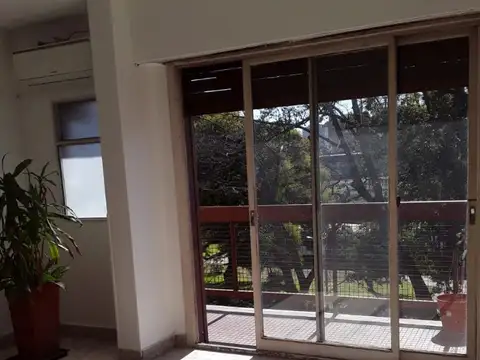 Departamento en Venta en Parque Chacabuco, USD 220.000