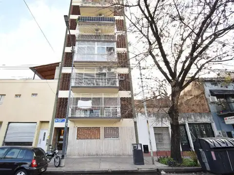 Departamento de 2 ambientes en Venta en Paternal