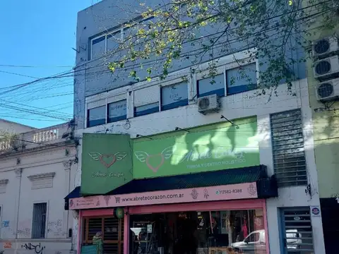 Paunero 1400, Piso 2