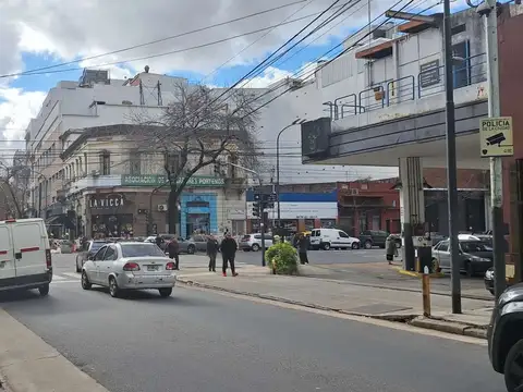 SEMIPISO LUMINOSO 4 AMBIENTES