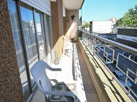 Semipiso de 3 dormitorios en calle Belgrano