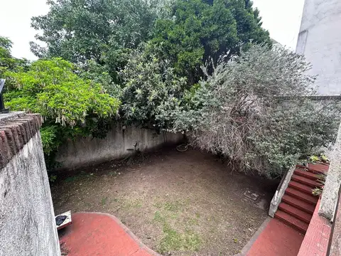 Eva Perón 1400. Lote/Casa en venta. 291m2. Lanús Este.