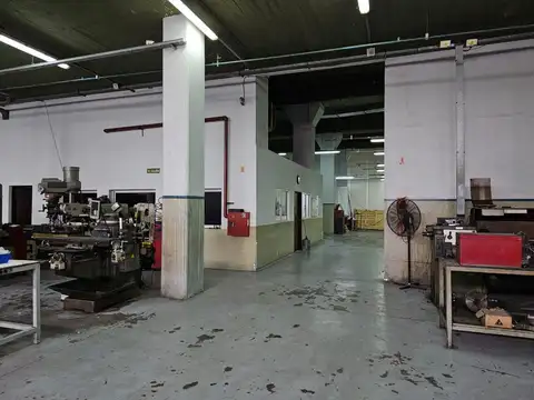 Nave Industrial en  Complejo Corporación Sur - Alquiler