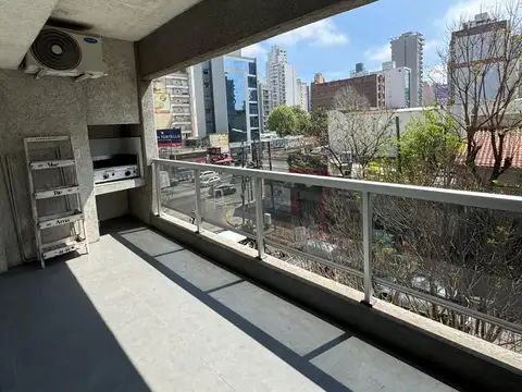 Hermoso Departamento 3 ambientes con cochera - Las Lomitas