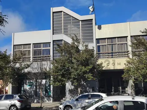 Saavedra 300, Piso 0