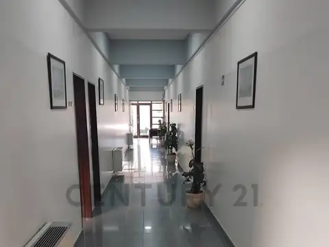 EDIFICIO PARA USOS MULTIPLES - DOS PLANTAS y COCHERAS