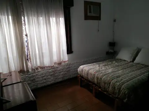 CASA + LOCAL SOBRE LOTE DE 7,80 x 43,30