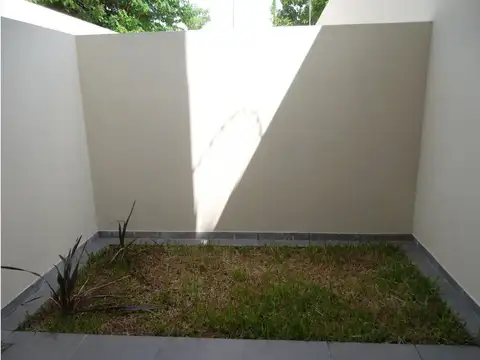 Monaco 3000, Piso PB