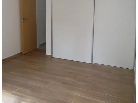 Departamento en Alquiler en Villa Ballester, $ 500.000