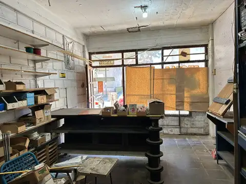 Local en Venta Via Pública