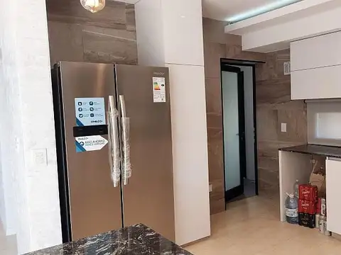 Moderna casa sobre lote de 1250 m2 con vista al Golf, en Country San Eliseo. San Vicente.