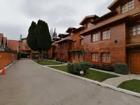 Coronel Diaz 1100, Piso 0