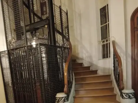 Departamento en Venta de 6 ambientes