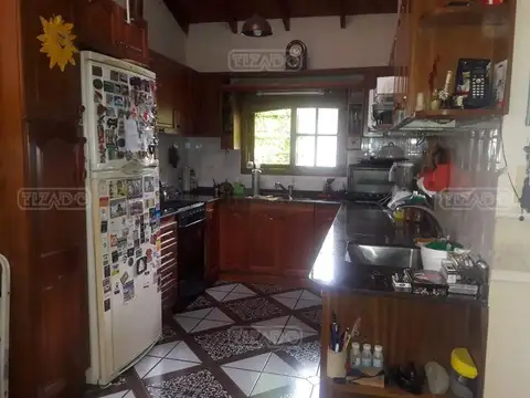 Casa 5 ambientes con 4 baños