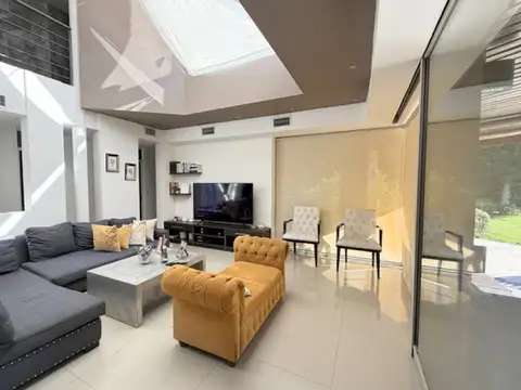 Casa en Alquiler en Guillermo E Hudson, USD 2.900