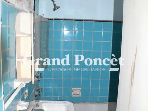 Depto Tipo Casa 11 ambientes con 4 baños