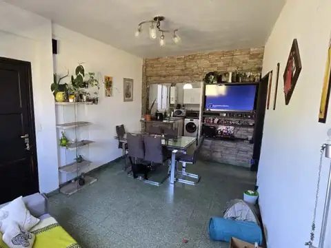 VENTA DEPTO. 3 AMBIENTES EN AGRONOMIA C/TERRAZA