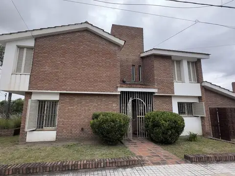 Casa de 2 dormitorios en alquiler en URCA