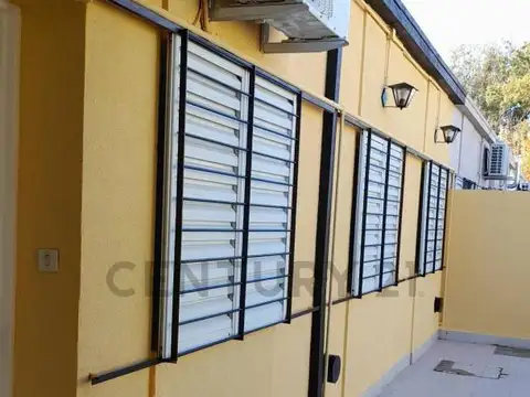 PH A LA VENTA 2 DORMITORIOS EN GONNET