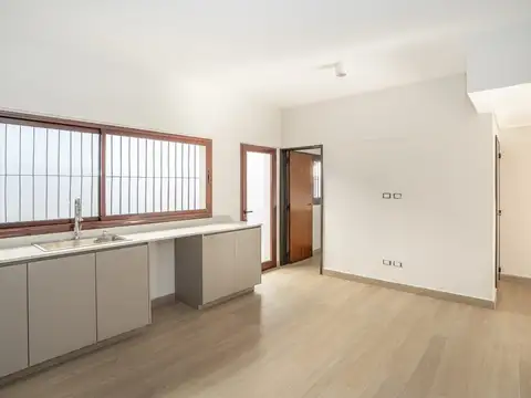 Depto Tipo Casa en Venta de 4 dormitorios