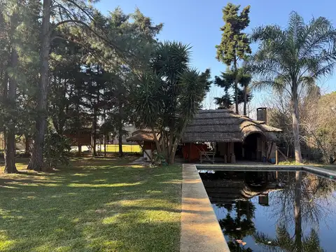 Venta - Casa - 4 ambientes - Parque Sakura - Exaltación de la Cruz