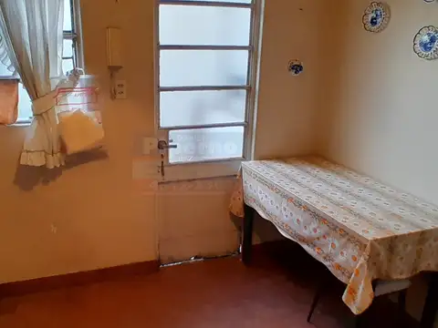 Depto Tipo Casa en Venta 60 años